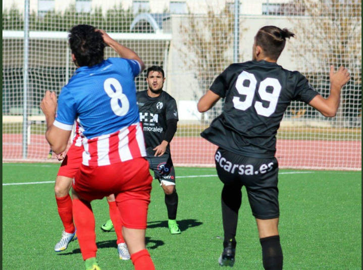 imagen de un partido del equipo senior de La Moraleja Club de Fútbol