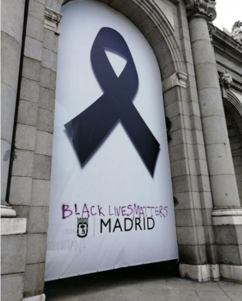 Más de 3.000 personas se manifiestan en Madrid sin respetar la distancia de seguridad