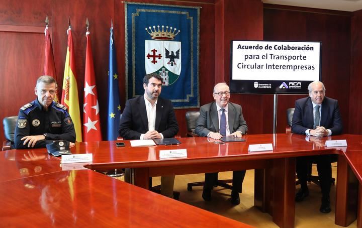 Alcobendas renueva con AICA el convenio sobre el transporte Interempresas