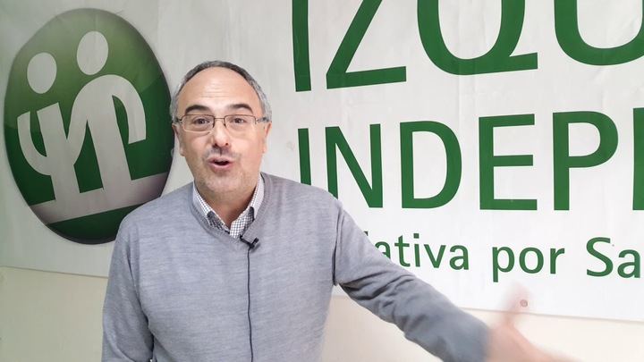 En la imagen vemos a Juan Torres, número cuatro de lista de 2015 y elegido por las bases de Izquierda Independiente para ser el candidato de esta formación en las elecciones de mayo. 