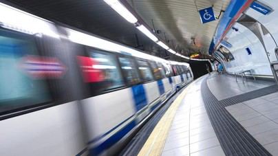 Madrid prorroga el 60% de descuento en abonos de transporte público