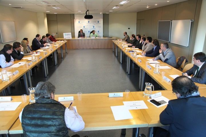 Imagen de la reunión de los alcaldes de la Plataforma por la #Movilidad en el #Norte celebrada en el Ayuntamiento de Alcobendas ayer lunes 22 de enero